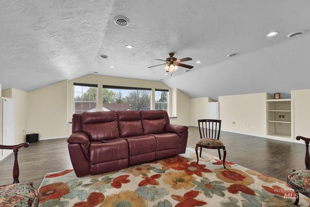 57 W Claire St., Meridian, ID 83646