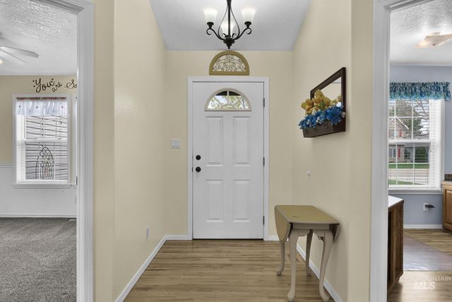 57 W Claire St., Meridian, ID 83646