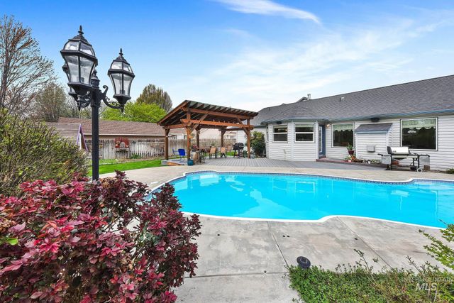 57 W Claire St., Meridian, ID 83646