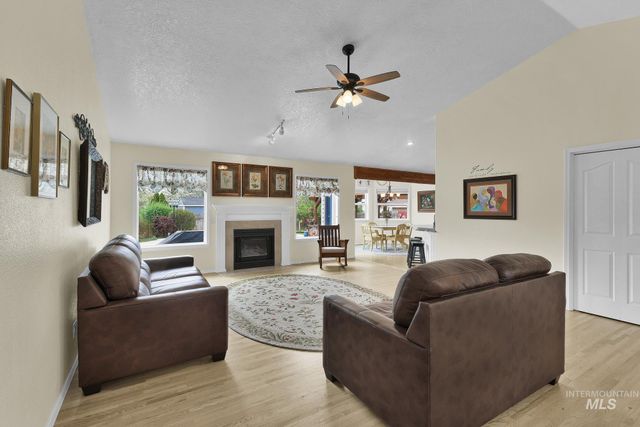 57 W Claire St., Meridian, ID 83646