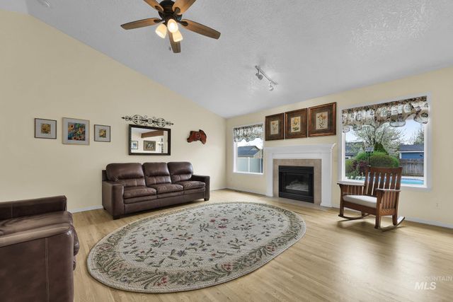 57 W Claire St., Meridian, ID 83646