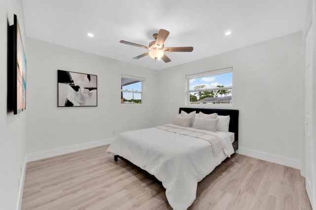 1115 Stillwater Drive, Jupiter, FL 33458