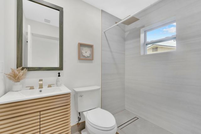 1115 Stillwater Drive, Jupiter, FL 33458