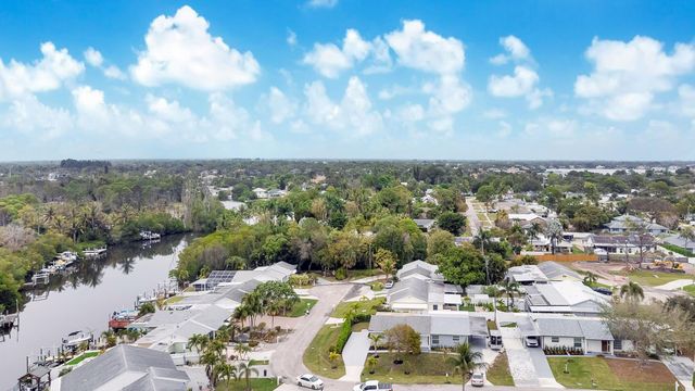 1115 Stillwater Drive, Jupiter, FL 33458
