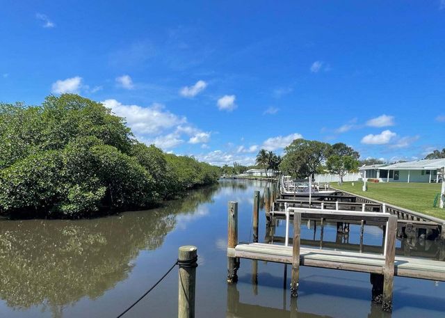 1115 Stillwater Drive, Jupiter, FL 33458