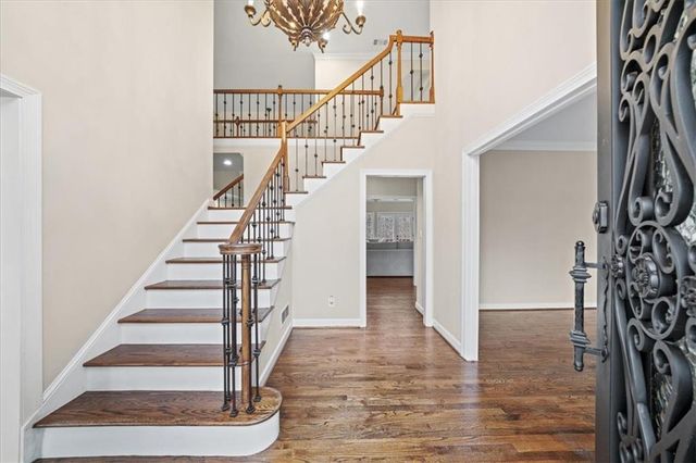 605 Pine Trail Pointe, Roswell, GA 30075