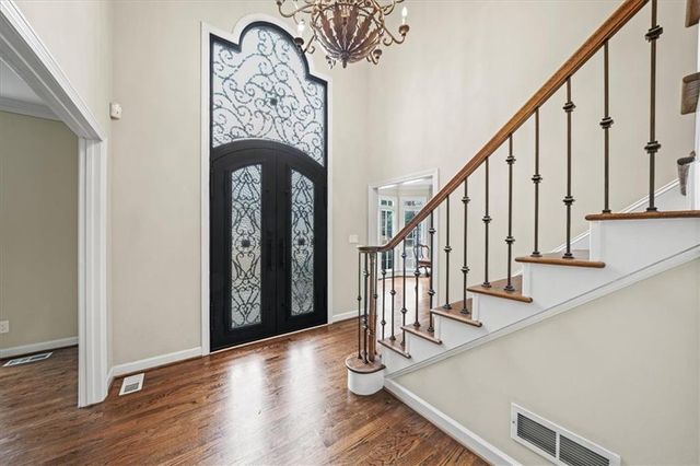 605 Pine Trail Pointe, Roswell, GA 30075