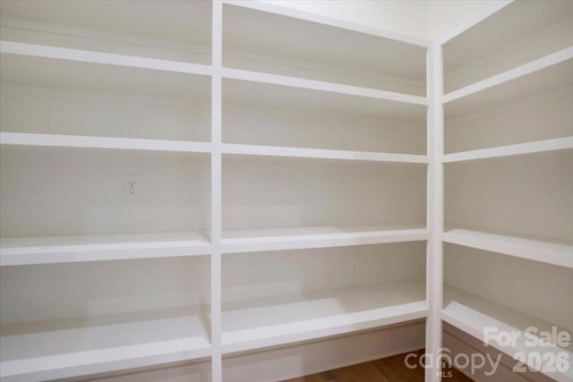 428 Dover Avenue, Charlotte, NC 28209