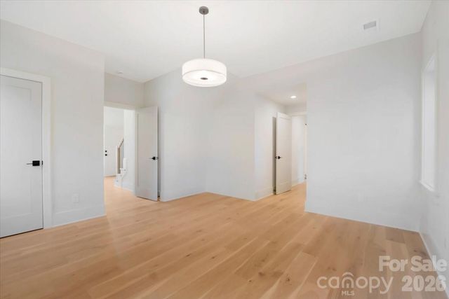 428 Dover Avenue, Charlotte, NC 28209