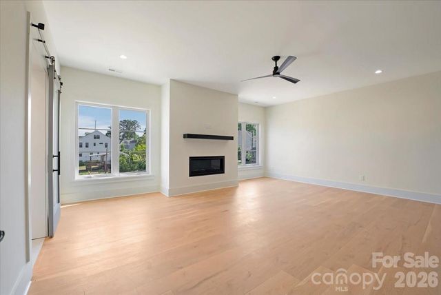 428 Dover Avenue, Charlotte, NC 28209