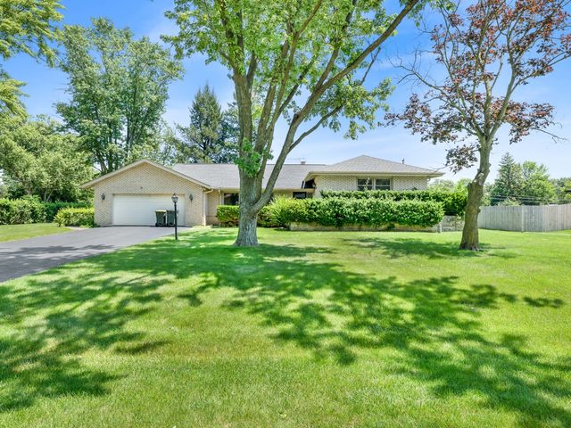 15 E Leon Lane, Prospect Heights, IL 60070