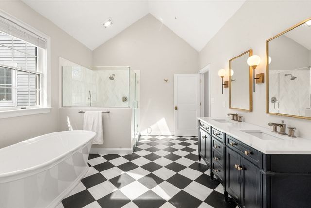 27 Silver Hill, Weston, MA 02493