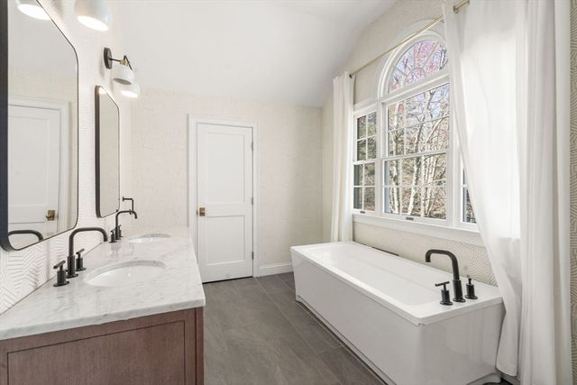 27 Silver Hill, Weston, MA 02493