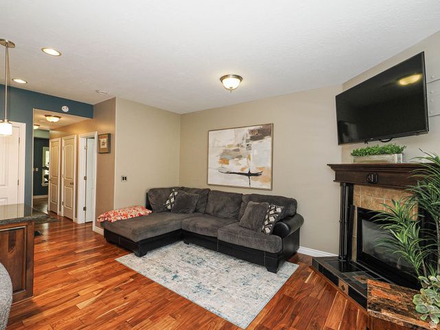 10408 S SCARLET SAGE CV, South Jordan, UT 84009