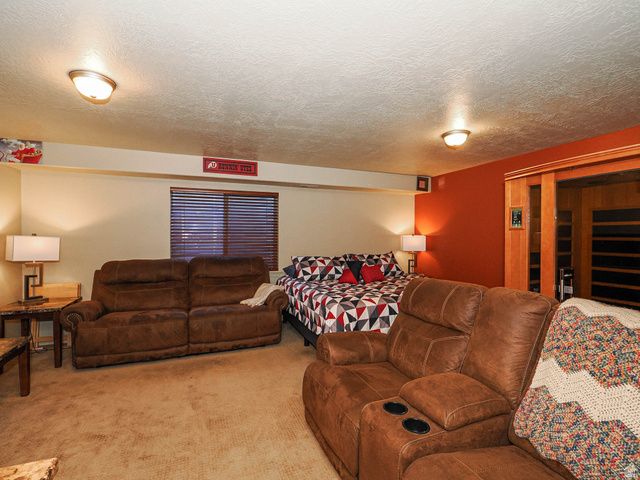 10408 S SCARLET SAGE CV, South Jordan, UT 84009