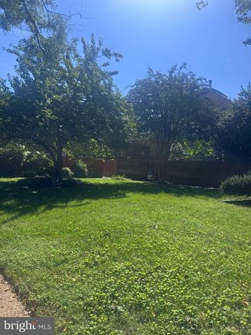 719 6TH ST SW, Washington, DC 20024