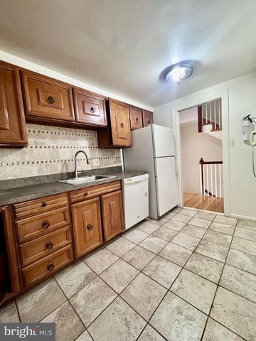 719 6TH ST SW, Washington, DC 20024