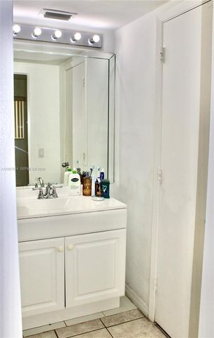 7440 Miami Lakes Drive F212, Miami Lakes, FL 33014