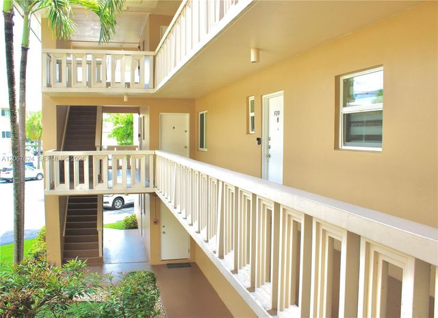 7440 Miami Lakes Drive F212, Miami Lakes, FL 33014