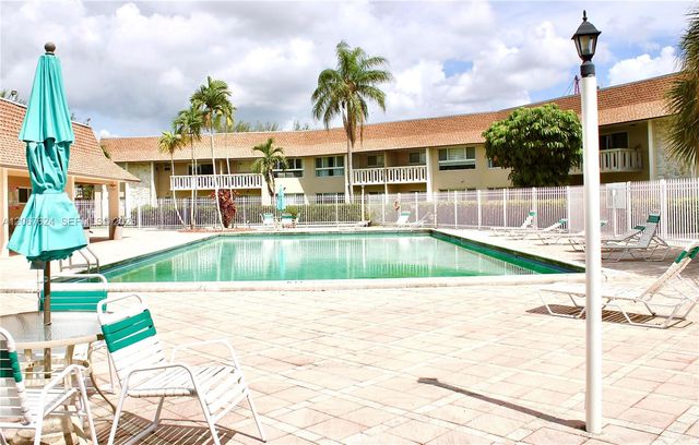 7440 Miami Lakes Drive F212, Miami Lakes, FL 33014