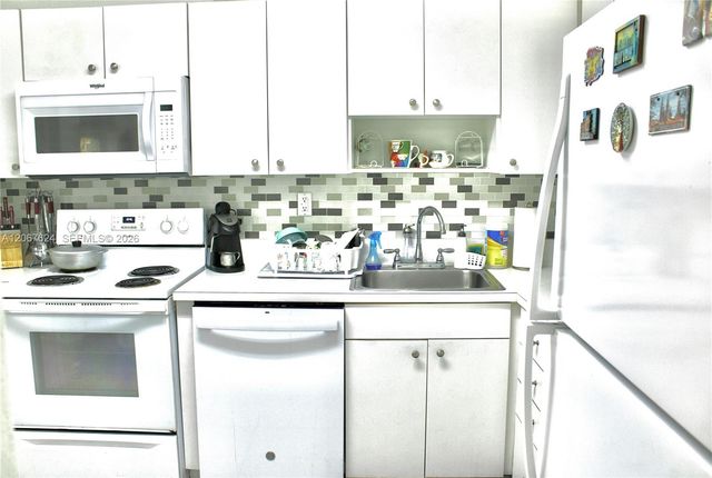 7440 Miami Lakes Drive F212, Miami Lakes, FL 33014