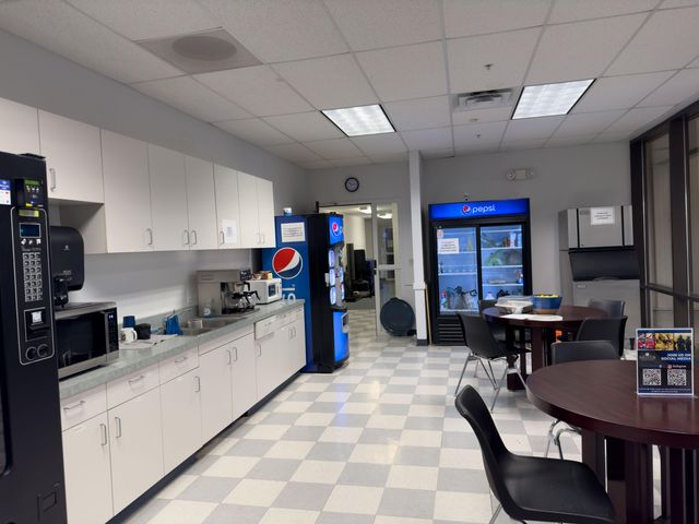 4300 Caterpillar Road, Suite K, Redding, CA 96003