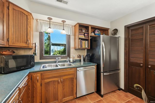 16716 Wappes Road, Churubusco, IN 46723