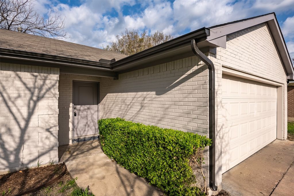 3462 Coronado Court, Fort Worth, TX 76116