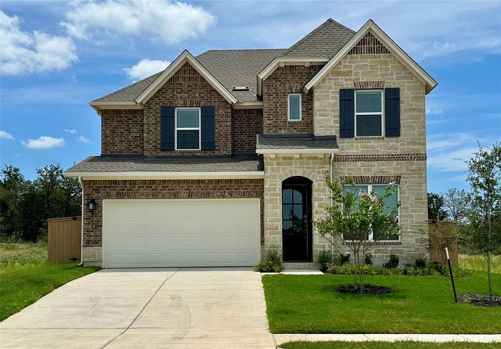 111 Pinyon Pine DR, Bastrop, TX 78602