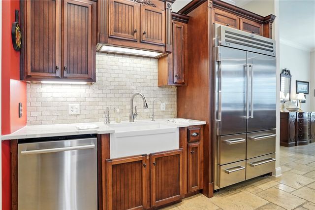 521 Clement Circle, St Simons Island, GA 31522