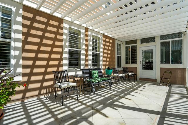 521 Clement Circle, St Simons Island, GA 31522