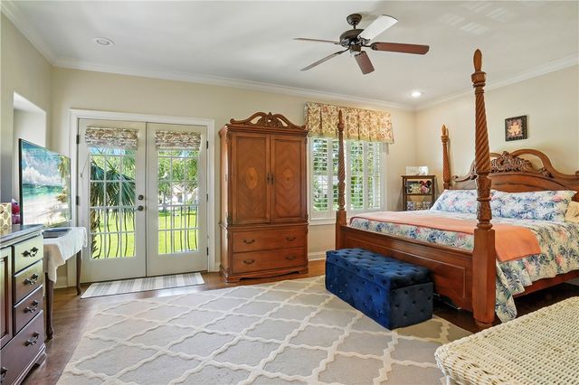 521 Clement Circle, St Simons Island, GA 31522