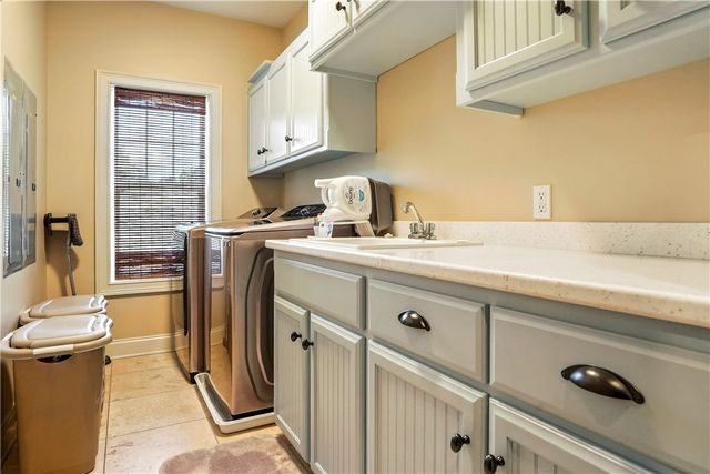 521 Clement Circle, St Simons Island, GA 31522