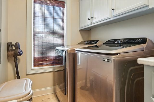 521 Clement Circle, St Simons Island, GA 31522