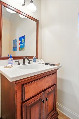 521 Clement Circle, St Simons Island, GA 31522