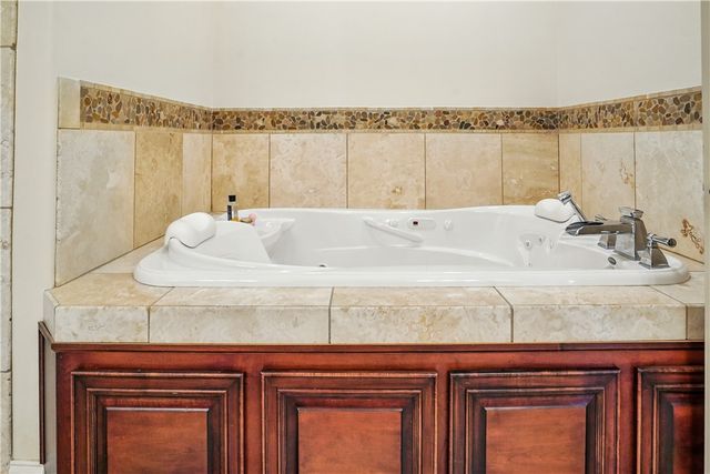 521 Clement Circle, St Simons Island, GA 31522