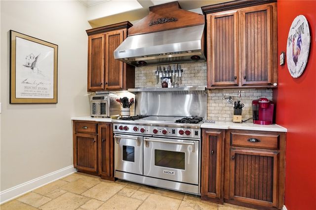 521 Clement Circle, St Simons Island, GA 31522