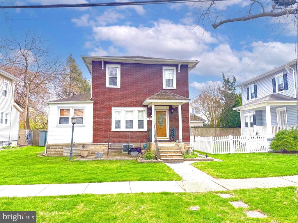 102 CHERRY STREET, Audubon, NJ 08106