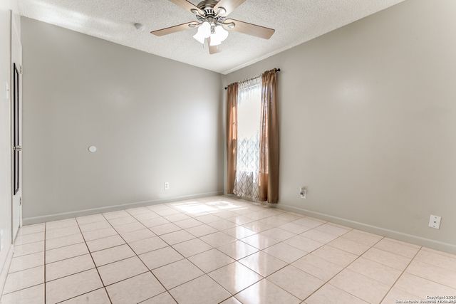 9911 FLOURISANT DR, San Antonio, TX 78217