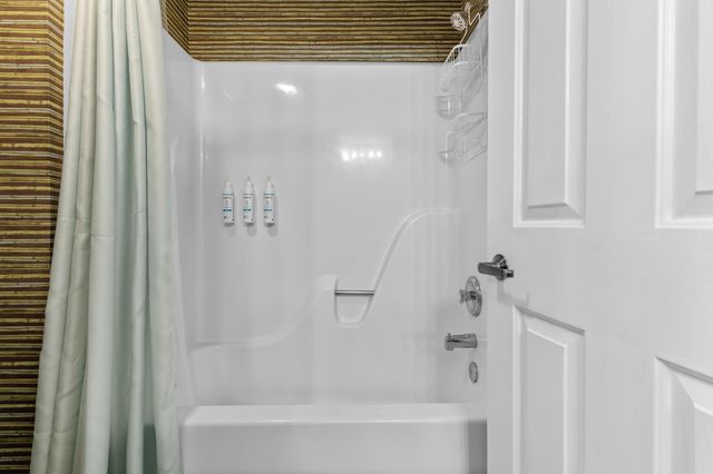 1221 Tidewater Dr Apt 1911, North Myrtle Beach, SC 29582