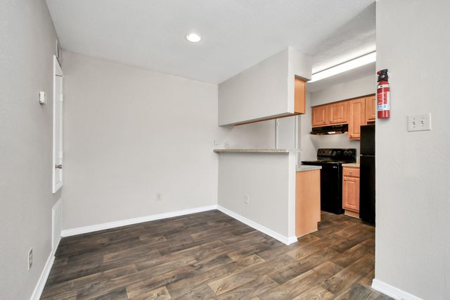 7700 W Airport Boulevard 0810, Houston, TX 77071