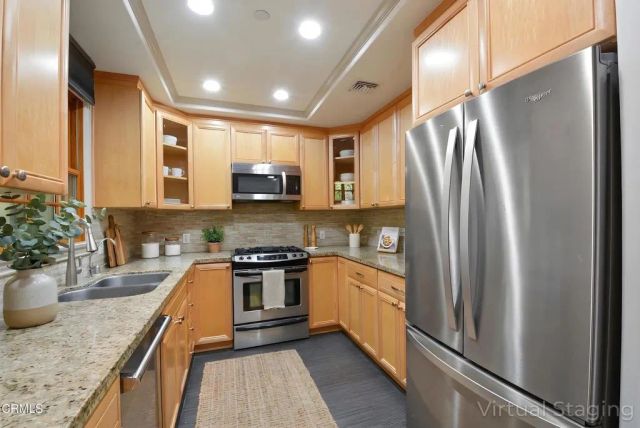 333 N Hill Avenue 210, Pasadena, CA 91106