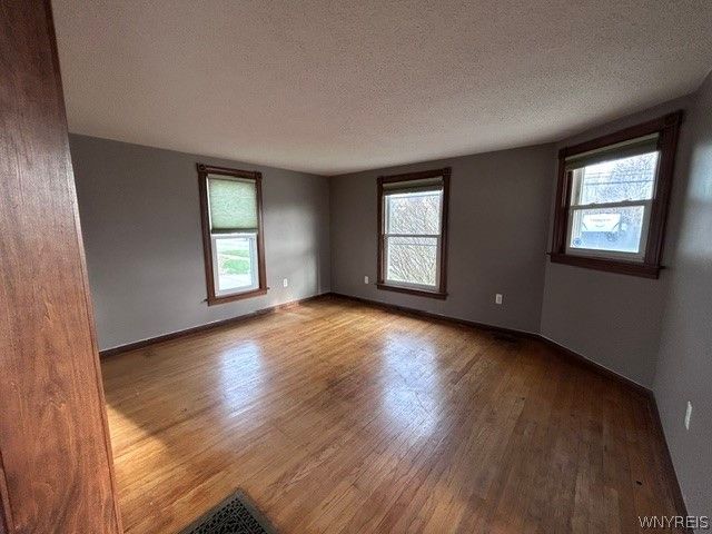 6067 East Avenue, Newfane, NY 14108