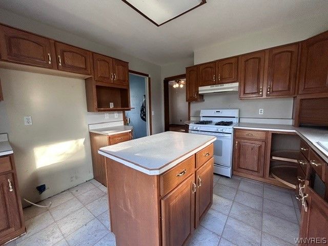 6067 East Avenue, Newfane, NY 14108