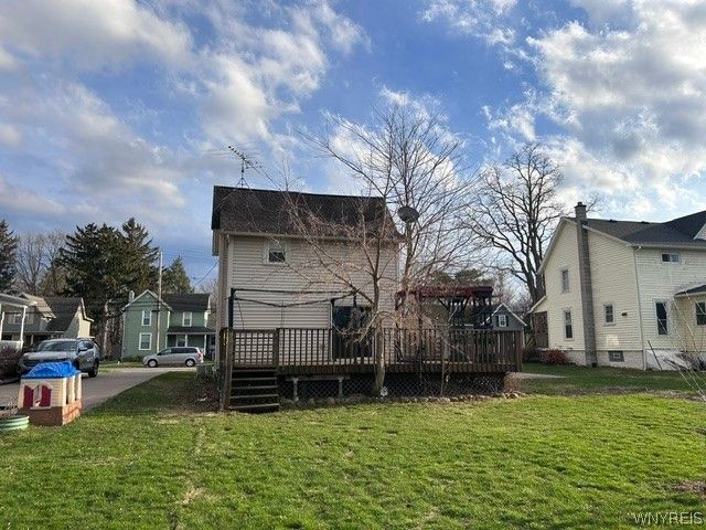 6067 East Avenue, Newfane, NY 14108