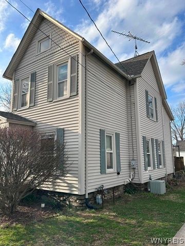 6067 East Avenue, Newfane, NY 14108