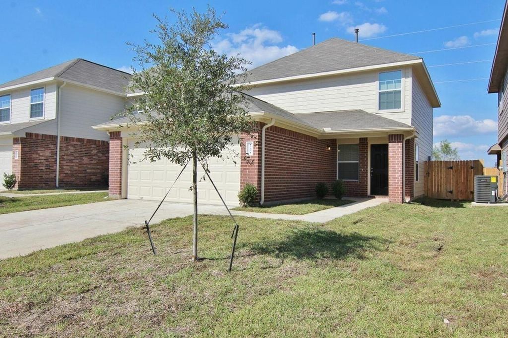 5494 Quail Cove Lane, Houston, TX 77053