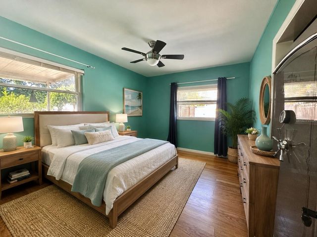 11298 73RD AVENUE N, Seminole, FL 33772