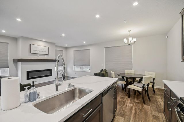 2278 Polar Way, North Saint Paul, MN 55109