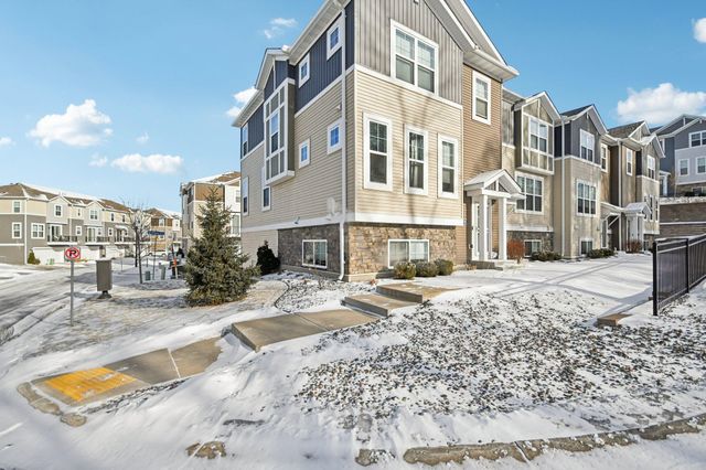 2278 Polar Way, North Saint Paul, MN 55109